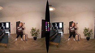 Wank Arrangement featuring Lizzie - WankitNowVR