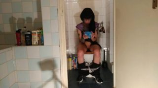 Sexy goth teen pee & crap while play with her phone pt2 HD