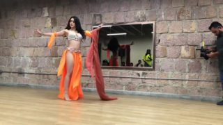 Belly dance