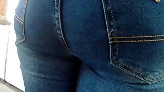 Touched big butt milfs in jeans 1