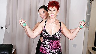 Two Housewives Excersize Until They Really Break A Sweat - MatureNL