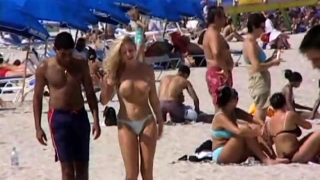 Amateur Couple Enjoys Exhibitionist Public Beach Sex