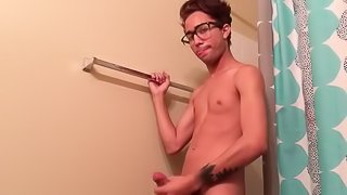 Big Dick Twink Gerald Jerking Off