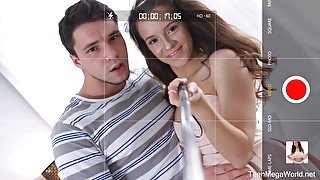 making selfies with cum on face - AnalBeauty