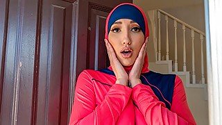 Sensual muslim angel Chloe Amour fucked in the reverse cowgirl pose