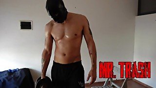 Muscular daddy worship while training at home jumping rope and using dumbbells for his bicep workout