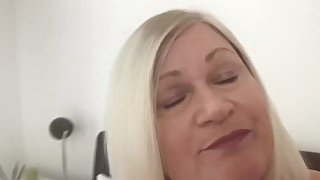 GRANNYLOVESBLACK - Freaky Granny On Cam