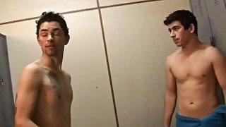 Post workout cocksucking with two guys