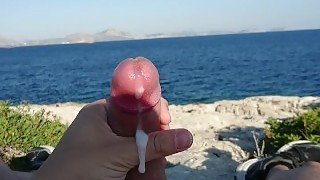 Public Cumming (beach masturbation)