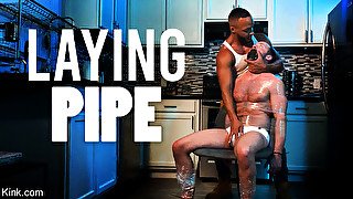 Laying Pipe: Plumber Dillon Diaz Lays Into Handsy Client Alex Hawk Raw - KinkMen