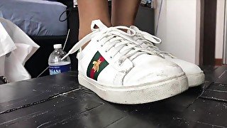 Gucci sneakers crush no cum