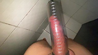 before having sex I make my penis grow a few centimeters with my penis pump