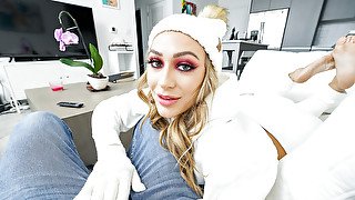 Ana Rose looks cute in her wintery outfit and sucking dick