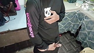 Food Panda Rider nagjakol muna bago mag deliver. Kontakin nyo si kuya at baka kayo pagjajakolan