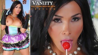 Vaniity in Making of 1 Trick 2 Treat - IKillItTs