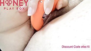 Honeyplaybox Joi The Licking Vibrator Pleasures This Natural Italian Hairy Pussy