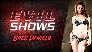 Evil Shows - Bree Daniels, Scene #01