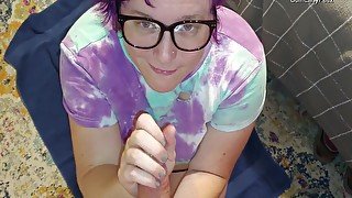 Cute Cumslut Makes Him Cum On Her Face