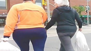 wide booty gilf hot