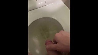 Cumshot pissing