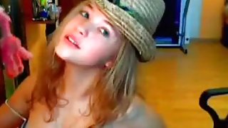 18 Years Old Teen Webcam Show So Cute!