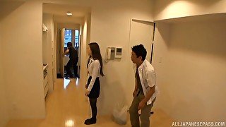 Erotic fucking between a stranger and hairy pussy Saki Asumi