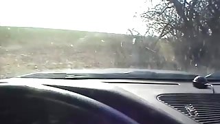 Amateur girlfriend blowjob in a car with cum in mouth