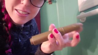 Milf Teaches You How To Change The Toilet Paper Roll