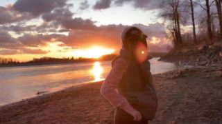 Boyfriend And Girlfriend Piss Together At Sunset