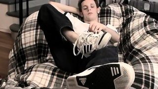 Gay XXX sliding them off to flash us his soles and those ent