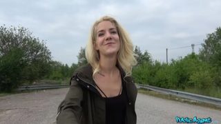 Loud outdoor sex for slim blonde