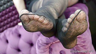 Mistress soles close ups in black tights