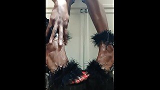 Oily Ebony Feet in Stilettos