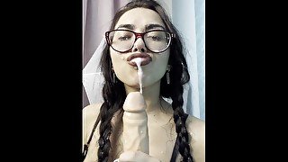 I got cum all over my face. A lot of sperm! Cumshot