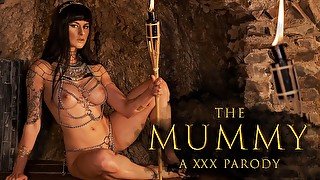 Fucking Curvy Babe Billie Star As Anck-Su-Namun In The MUMMY A Xxx Parody