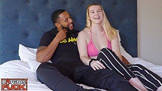 SHREDDED STUD DRACO YOUNG GIVES LAYLA QUINN THE POUNDING SHE'S BEEN WAITING FOR