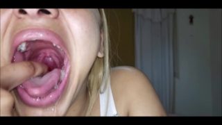 Extremely juicy self gagging (Demo version)