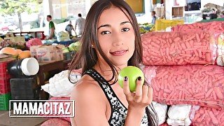 CARNEDELMERCADO - Skinny Latina Juanita Gomez Tries Porn And Ends Up Loving It