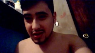 Latin guy jerking off and show his cum shot