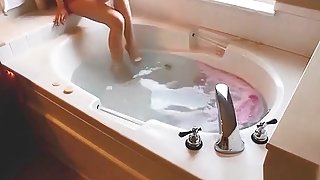 Clipvia - Goldilocks - Bathtub Fucking & Facial