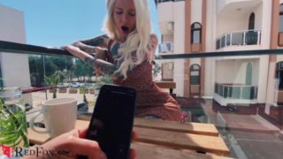 Sexy Blonde Play Pussy Sex Toy in the Public Cafe