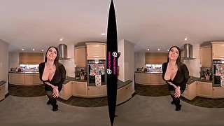 Horny Favour featuring Kylie K - WankitNowVR