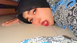 I fuck Beautiful Maid In Saudi Arabia when she stuck Under Bed!