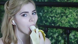 banana asmr