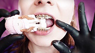 ASMR: vore fetish giantess vibes mukbang video SFW in nitrile gloves (Arya Grander)