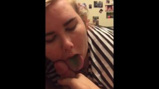 Pink haired girl sucks dick