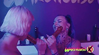 First Lesbian Porno Double Dildo Blowjob Pussy Licking