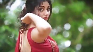 Hot Bengali girl with Massive Figure