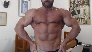 Hot Muscle Step daddy! Silver Bodybuilder!