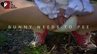 Bella Taylor Masturbates, Pees & Cums Outside! - MyLoveBunny xx